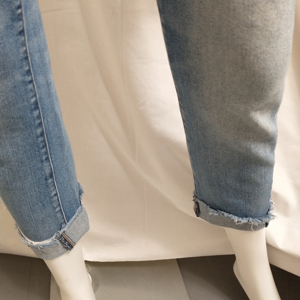 Zara Distressed Skinny Jeans - Picture 11 of 11